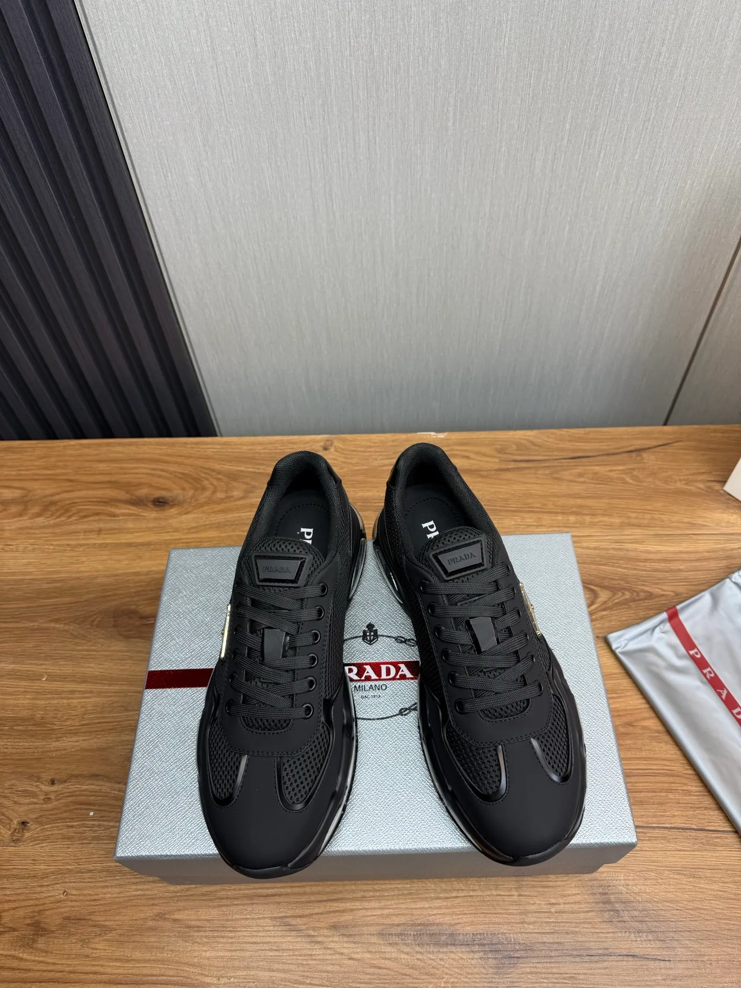 Men's shoes 💰660💰 [PRADA] Men's shoes are popular in the counter, high-quality shipments ✔️Official website synchronization, original imported cowhide with comfortable mesh + cowhide lining, 1⃣️:1⃣️reproduction, original factory air-cushioned original sole, 38-45
